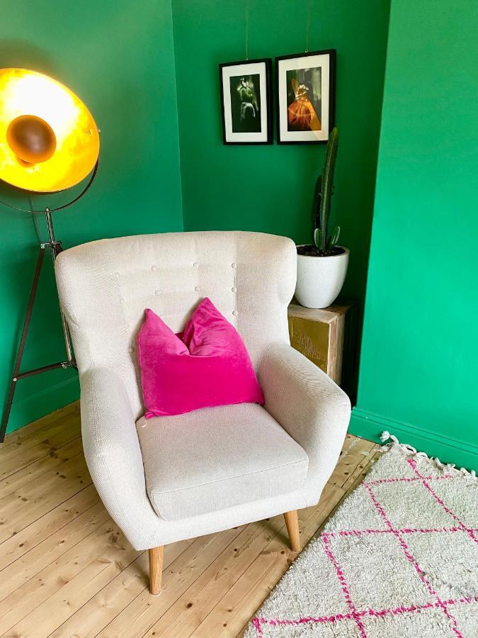 Sunny, Stylish 2-bed In Morningside Hébergement de vacances *